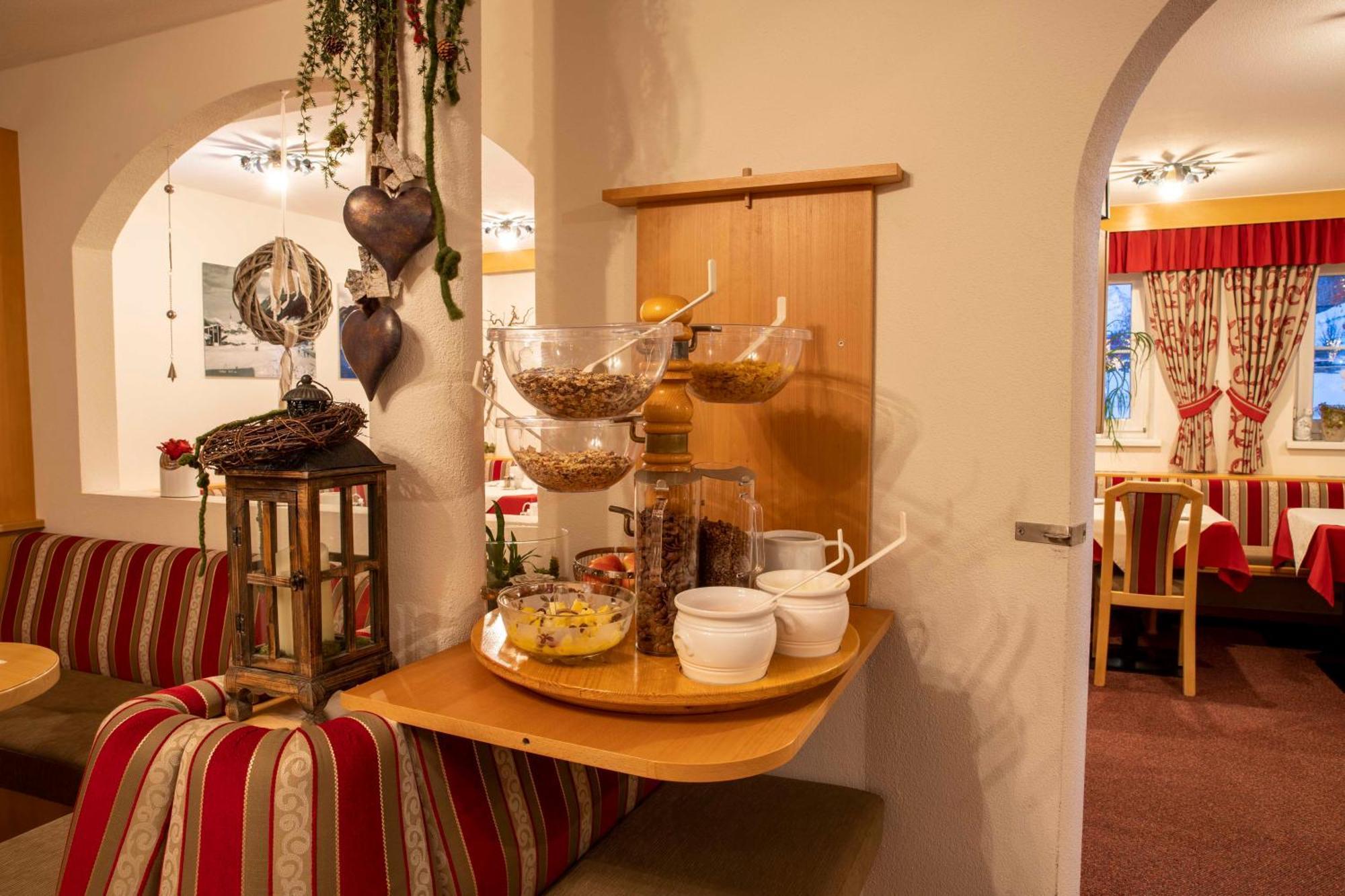 Gidis Hof Hotel Ischgl Eksteriør billede